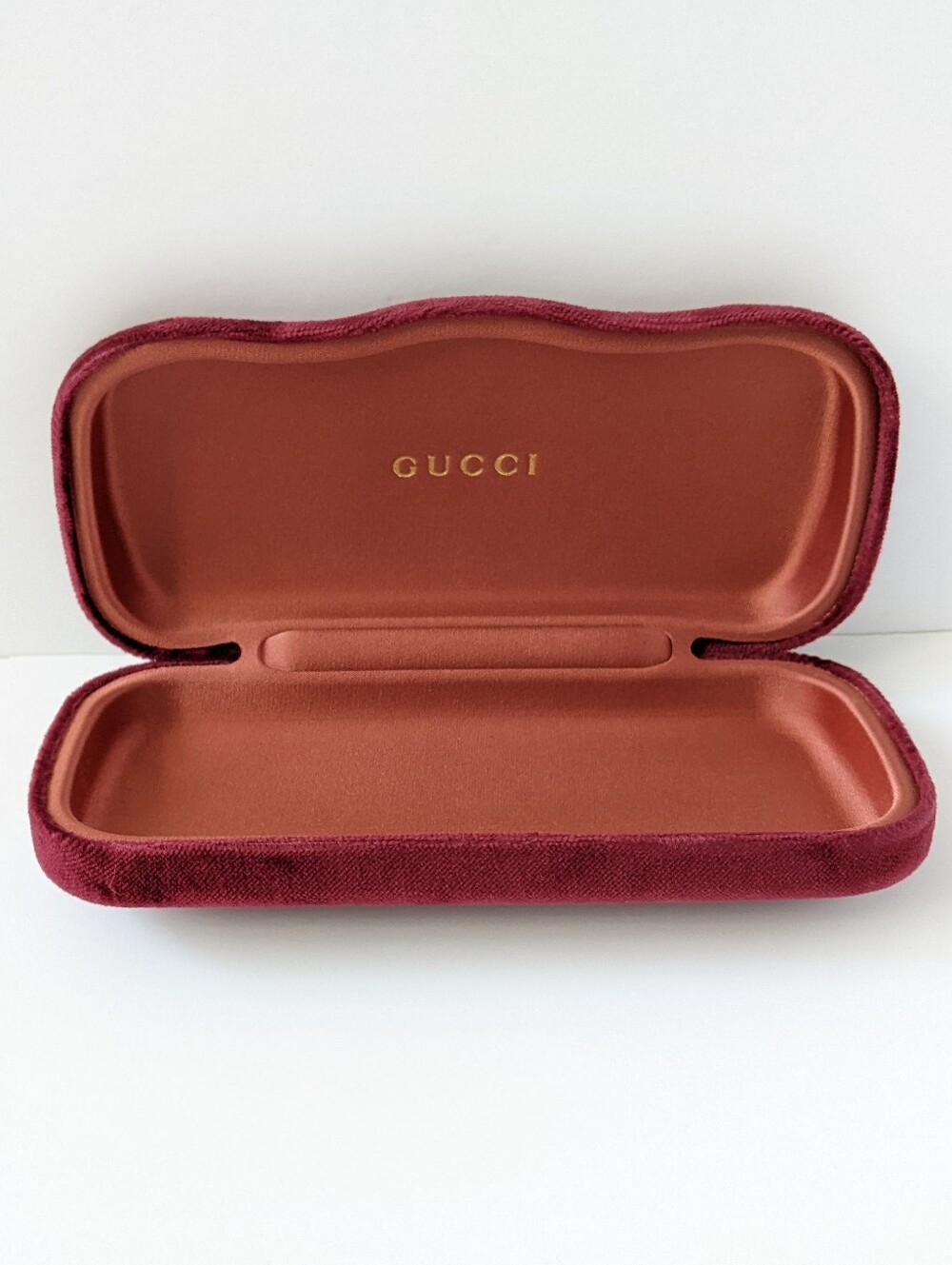 Gucci Sunglasses Case In Burgundy Red Velvet